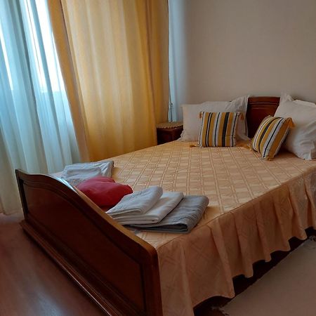 Panorama Mega Apartament Pantelimon Bukarest Kültér fotó