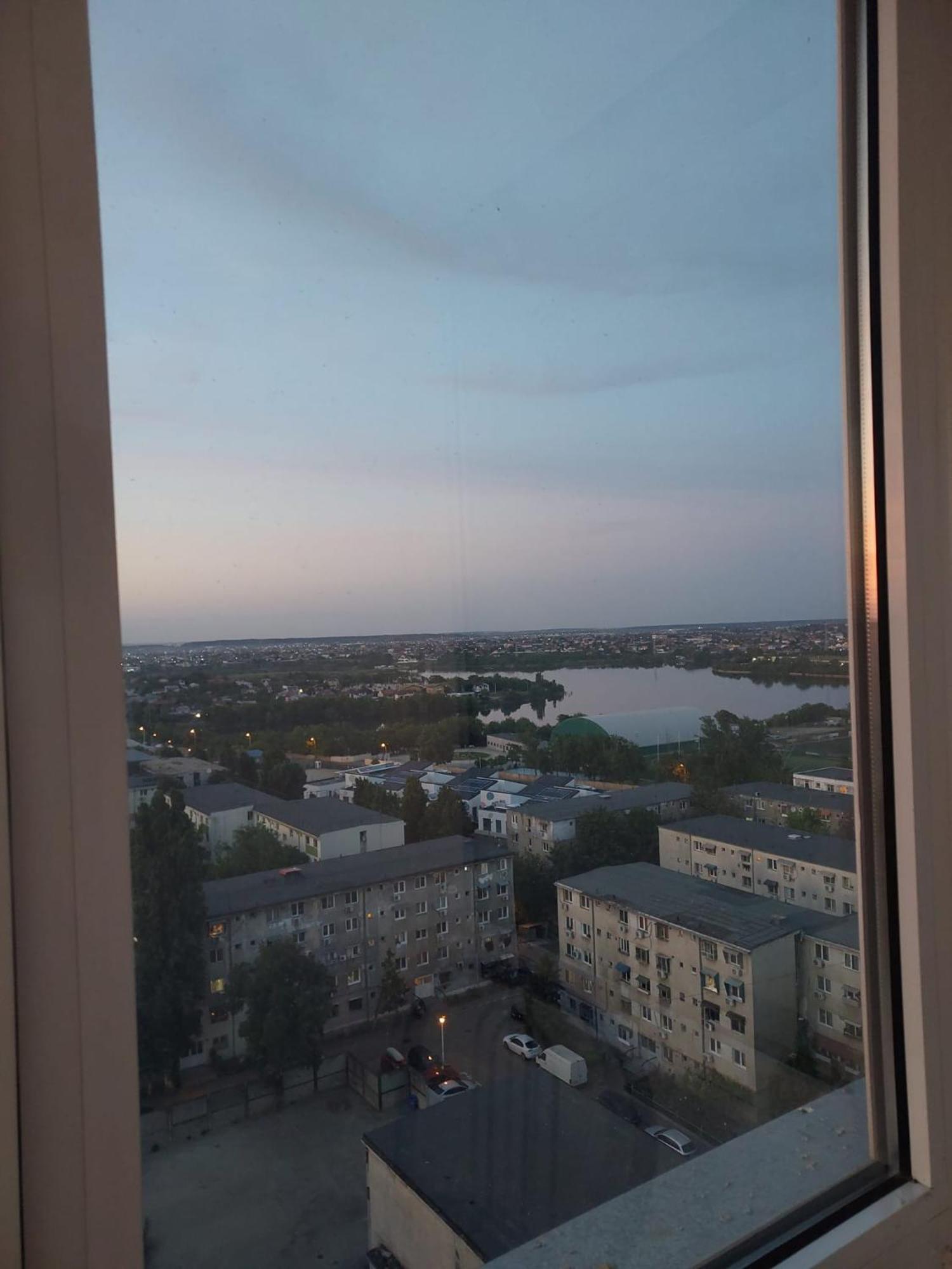 Panorama Mega Apartament Pantelimon Bukarest Kültér fotó